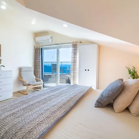 Oda ve Kahvaltı Sofia Ada