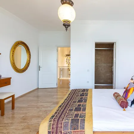 Sofia Ada Bed and Breakfast Φετιγιέ