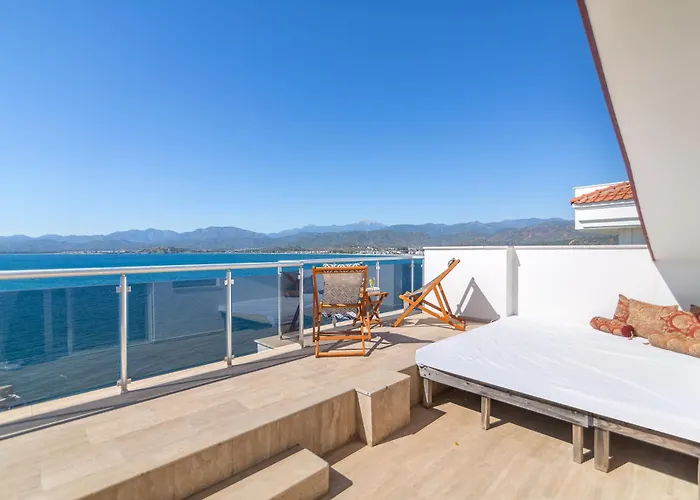 Sofia Ada Bed & Breakfast 4*